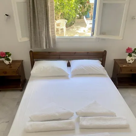 Flora's Apartament *