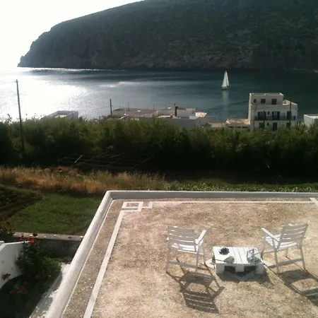 Flora's Apollon (Naxos)