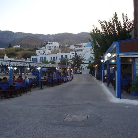 Flora's Apartament *