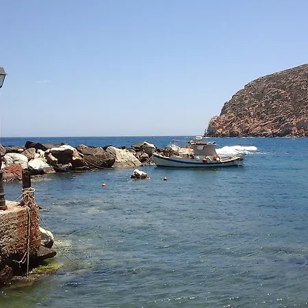 Flora's Apartament Apollon (Naxos)