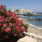Flora's Apollon (Naxos)