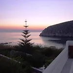 Flora's Apartment Apollon (Naxos)