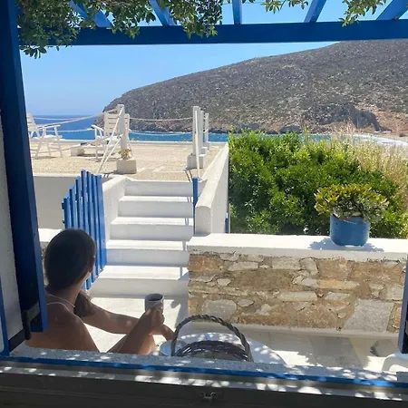 Flora's Apollon (Naxos)
