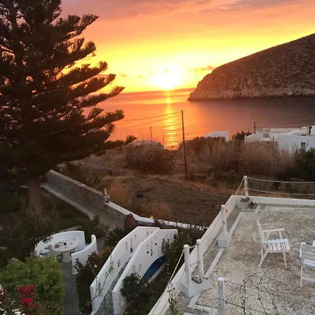 Flora's Apollon (Naxos)
