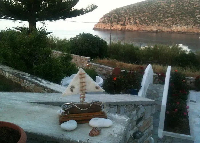 フローラズ アパート *