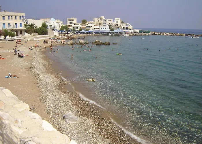 アパート フローラズ *