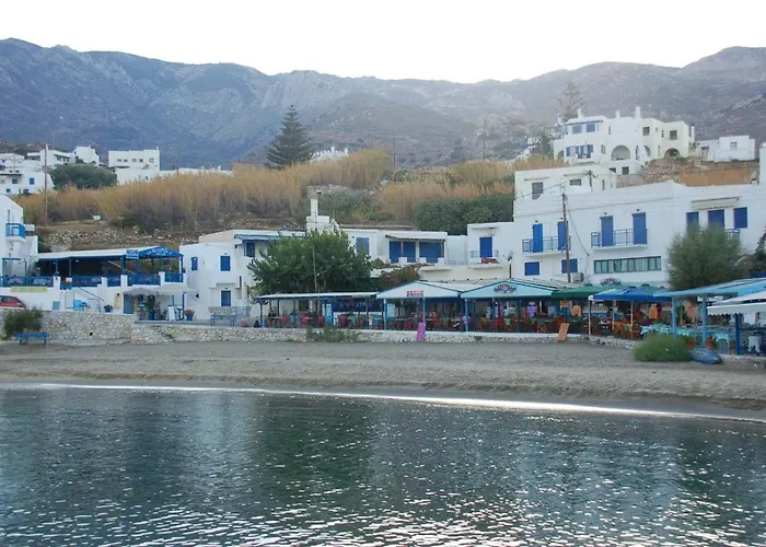 フローラズ アパート *